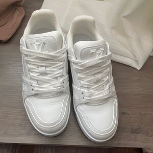 Women LV Trainer Sneaker-White
